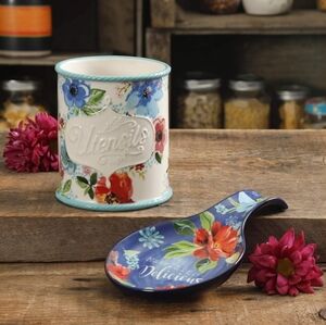 Pioneer Woman Utensil Crock And Spoon rest Set